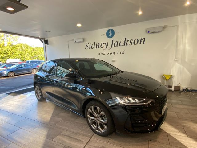 Ford Focus ST-Line 5 door 1.0L EcoBoost 125PS FWD 6 Speed Manual